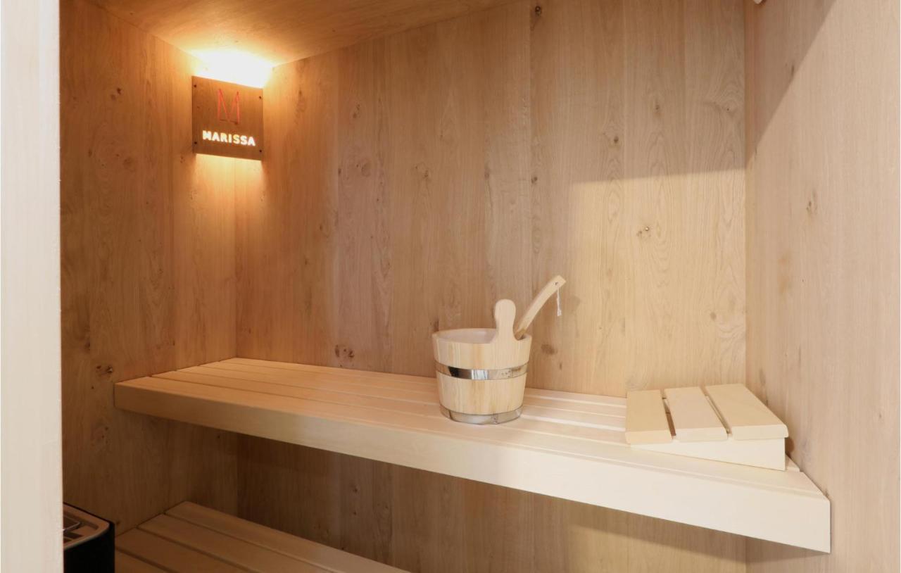 Lovely Home In Lembruch-Duemmer See With Sauna Εξωτερικό φωτογραφία